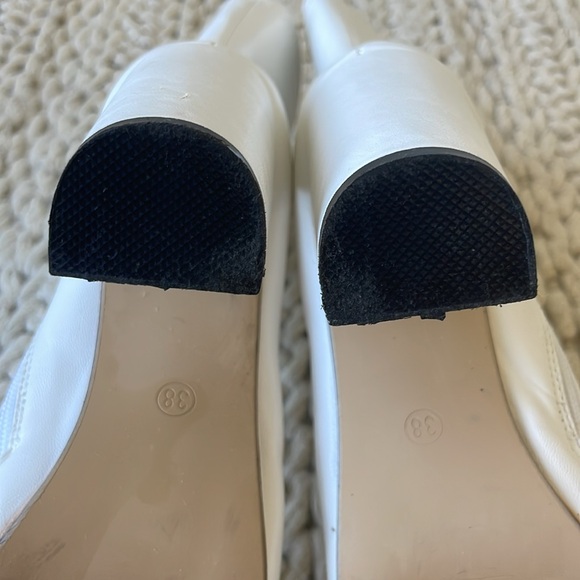White Heeled Booties - Size: 38 / US 7.5 - Picture 7 of 9